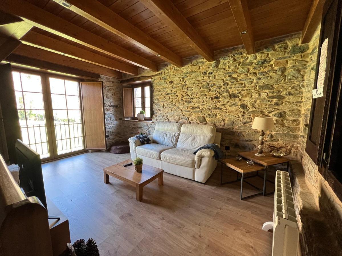 Casa Rural La Torre Recien Rehabilitada. ลาสเอเรริยาส ภายนอก รูปภาพ