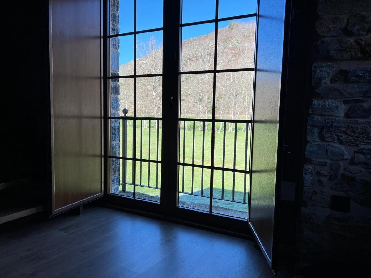 Casa Rural La Torre Recien Rehabilitada. ลาสเอเรริยาส ภายนอก รูปภาพ