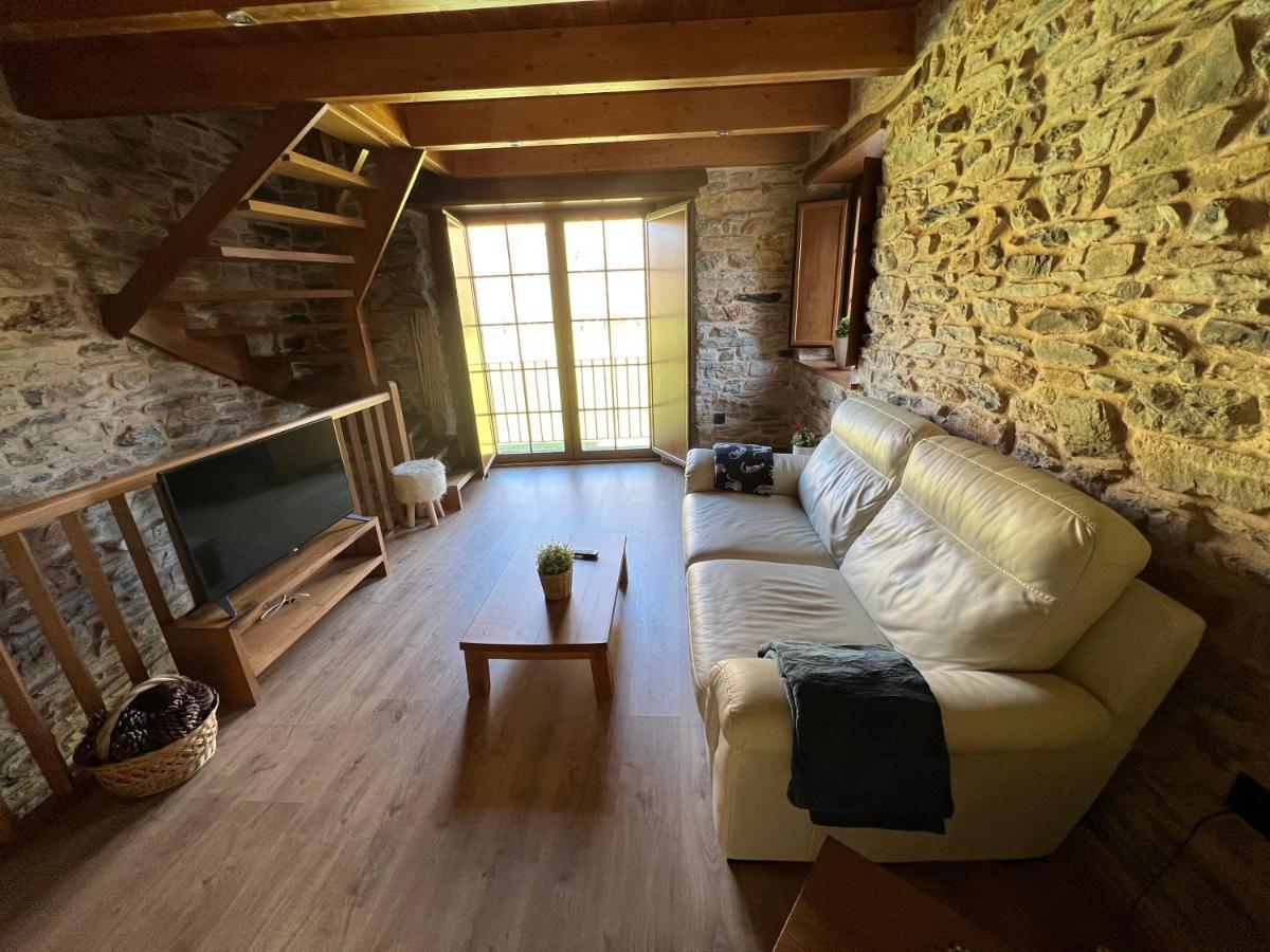 Casa Rural La Torre Recien Rehabilitada. ลาสเอเรริยาส ภายนอก รูปภาพ